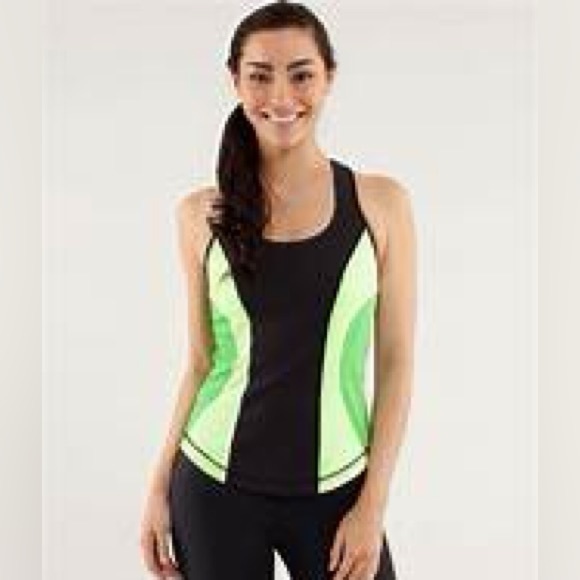 Barely worn Lululemon Cardio Kick Tank - Sz6 in fun lime green/black! - Picture 1 of 8